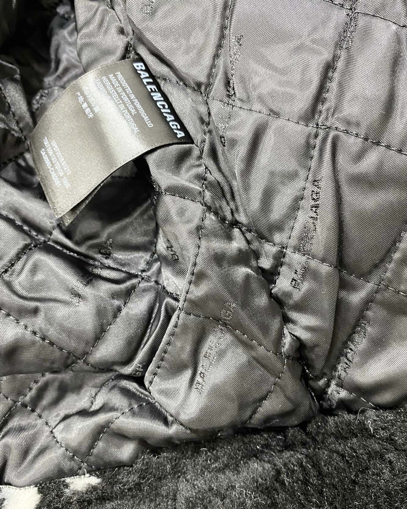顶级版本跑量 2022秋冬新款巴黎世家 balenciaga 字母满Logo弹幕泰迪皮草大衣外套