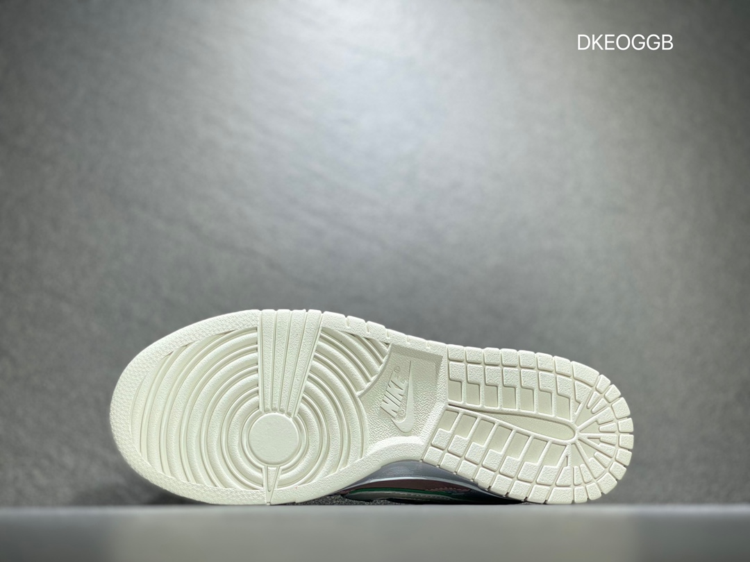 300 Nike Dunk Low Scrap 彩色拼接 浅蓝海玻璃 DM0802-001