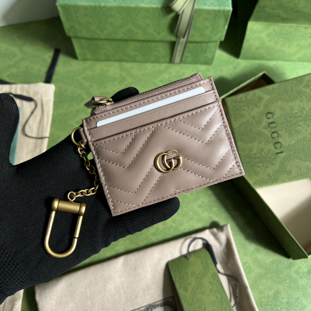 Gucci 配全套 绿色包装令人欲罢不能的零钱包你收了吗 GG Marmont系列