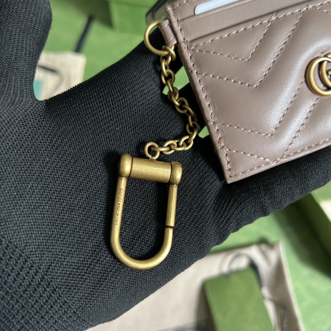Gucci 配全套 绿色包装令人欲罢不能的零钱包你收了吗 GG Marmont系列