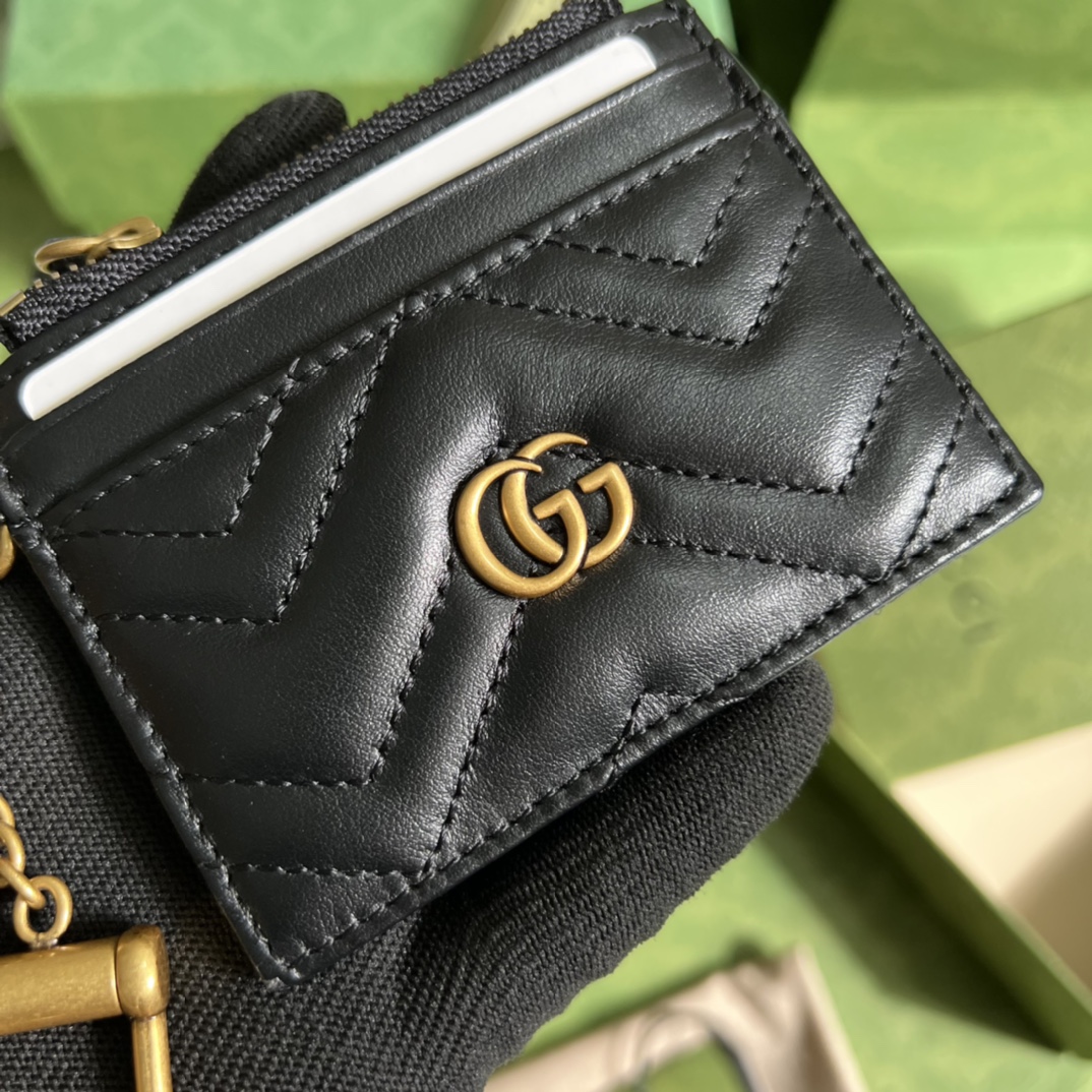 Gucci 配全套 绿色包装令人欲罢不能的零钱包你收了吗 GG Marmont系列