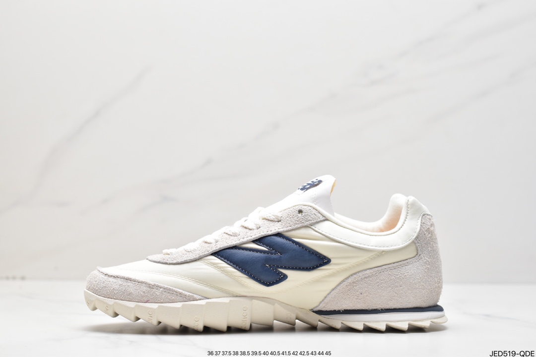 New Balance RC30 series low-top retro football moral training style casual sneakers URC30DD