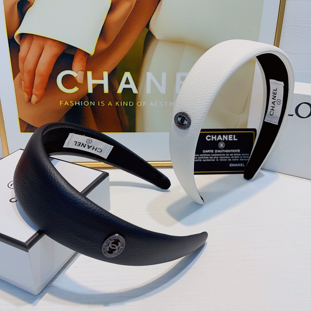 NO:277738,CHANEL Xiaoxiang CHANEL hairband New lychee pattern logo hairband Temperament versatile little fairy must-have item Treasure model Closed eyes recommended (single) hairpins, hairpins, chanel, hairpins19860909CHANEL小香 CHANEL发箍 新款荔枝纹logo发箍 气质百搭小仙女必入单品 宝藏款 闭眼入推荐款（单个）发夹,发夹,chanel,hairpins,accessory