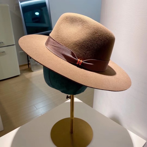 Elegant Wool Felt Fedora Hat with Adjustable Band - Perfect for Fall/Winter 1 Elegant Wool Felt Fedora Hat with Adjustable Band - Perfect for Fall/Winter