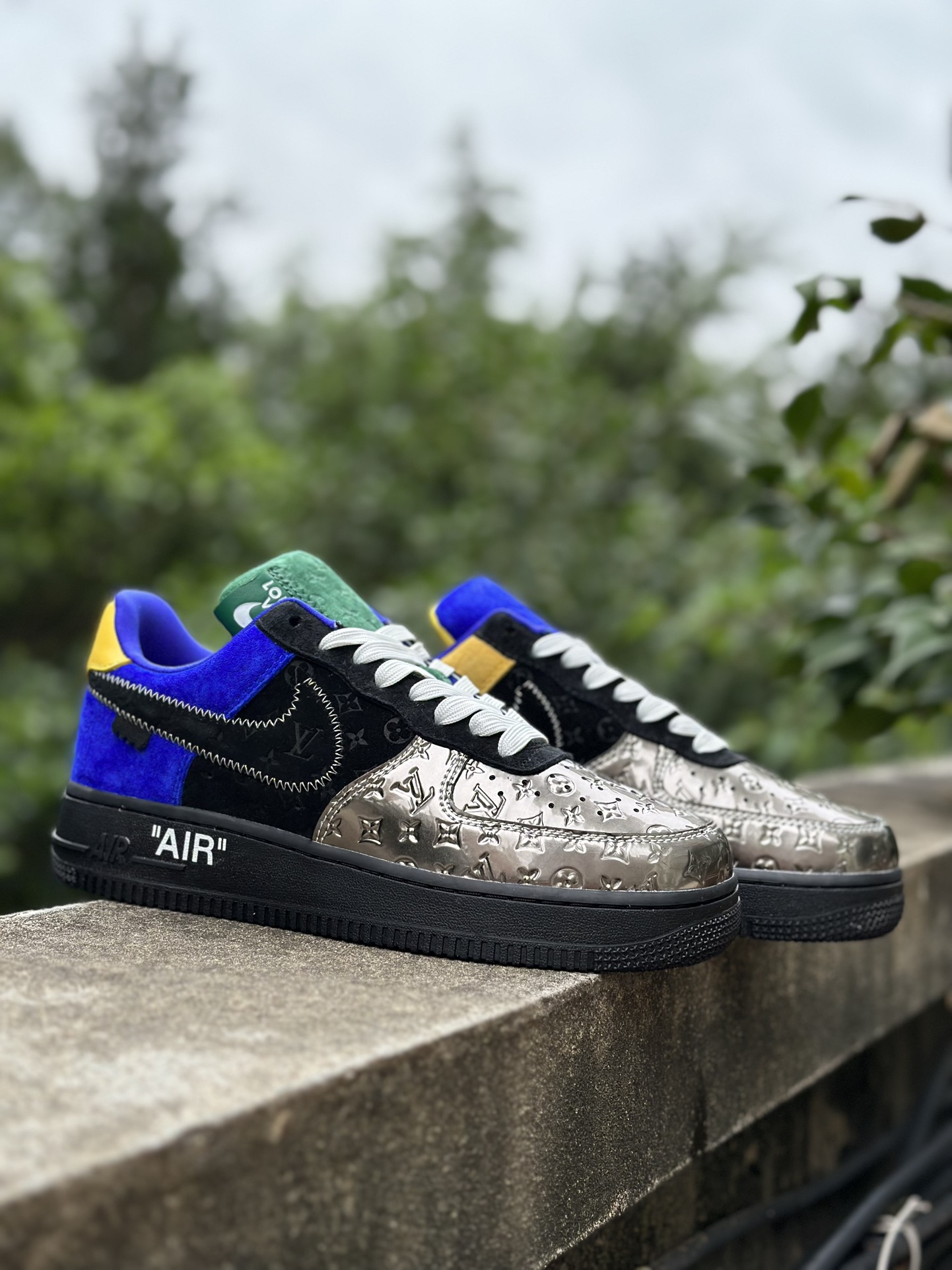 联名款福利特价大码供应LouisVuittonxNikeAirForce1Low低帮系带板鞋白红蓝LV联