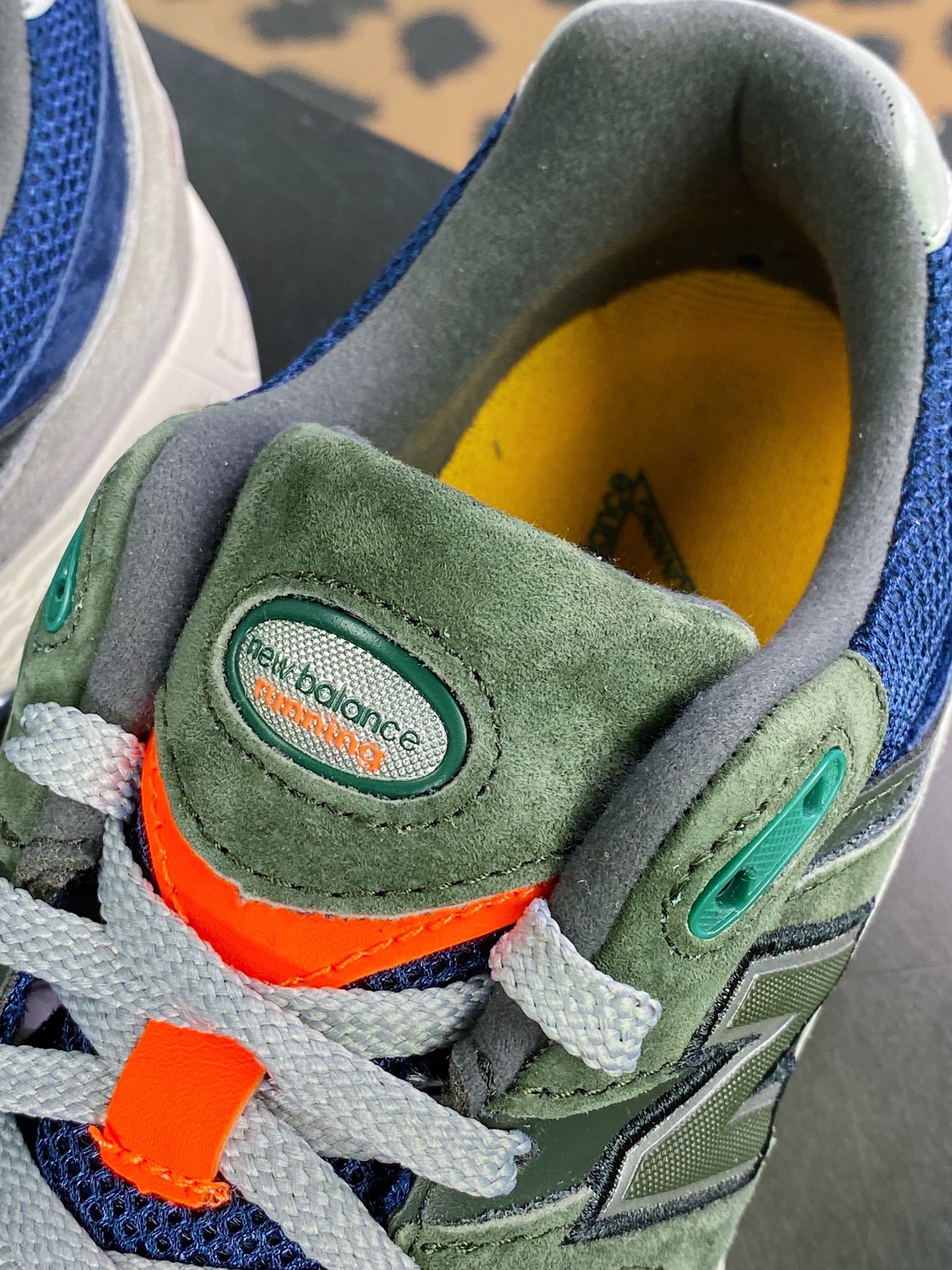 ML2002 Series Retro Daddy Style Casual Sports Jogging Shoes ”Suede Army Green Navy Light Gray Orange” ML2002RF