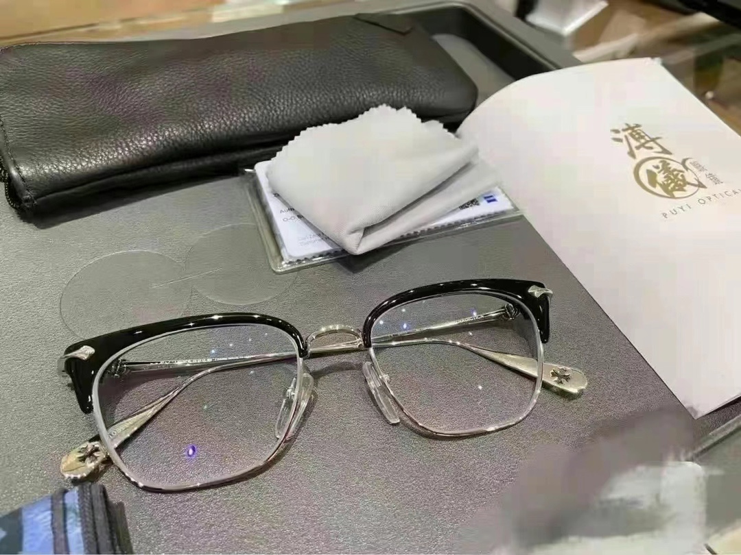 Eyeglass Frames