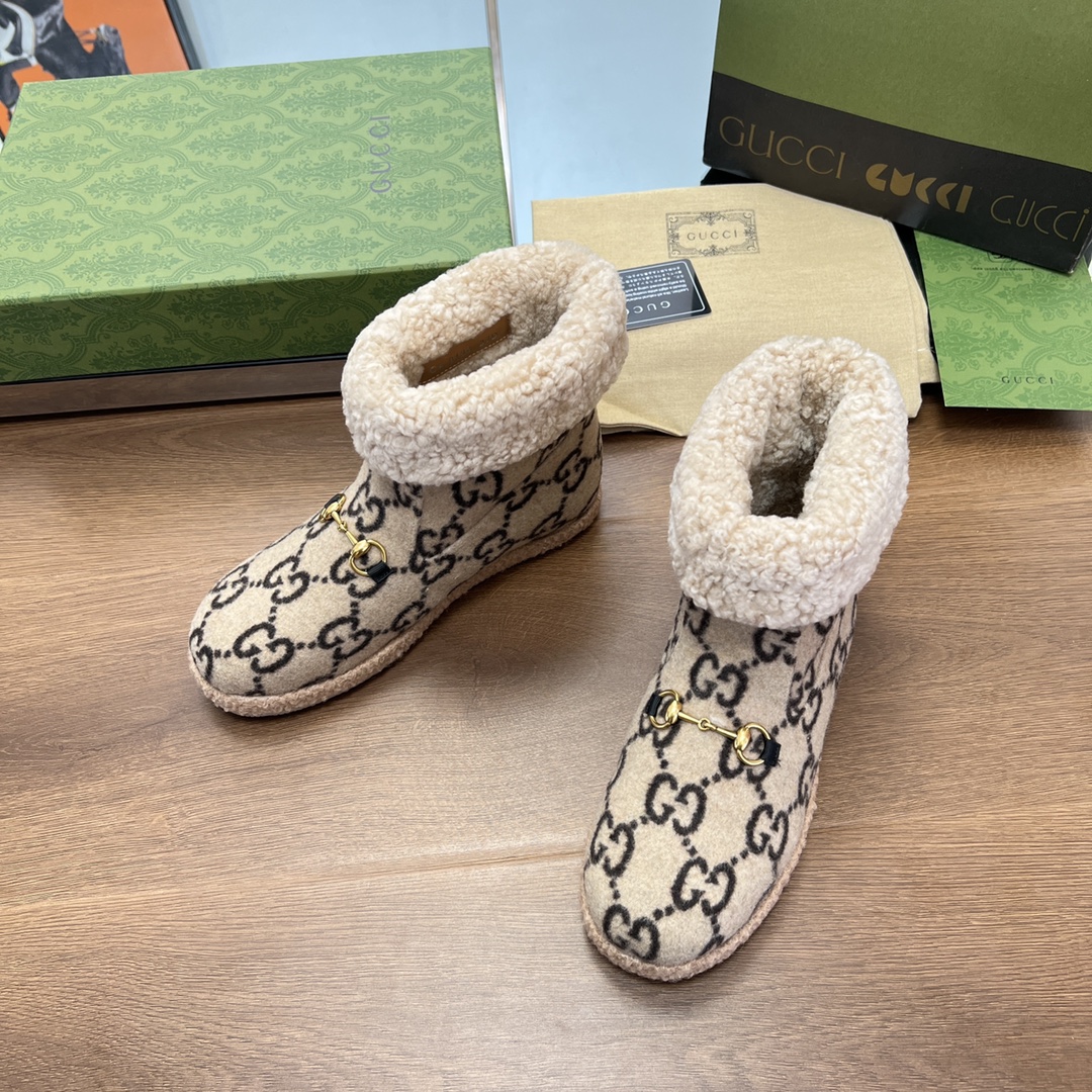 雪地靴 36-42サイズ対応 防寒性抜群