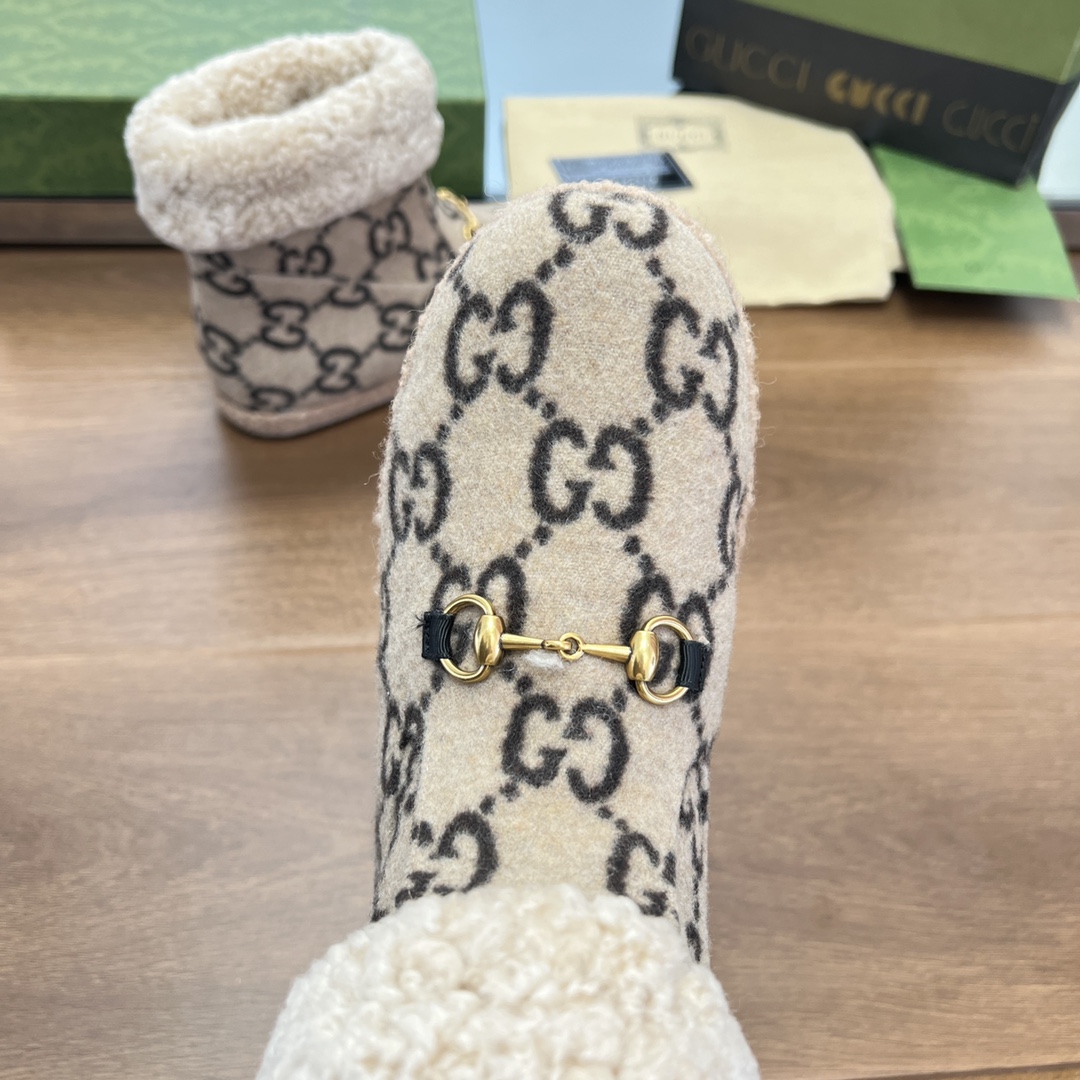 雪地靴 36-42サイズ対応 防寒性抜群