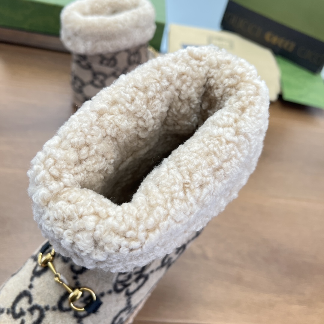 雪地靴 36-42サイズ対応 防寒性抜群