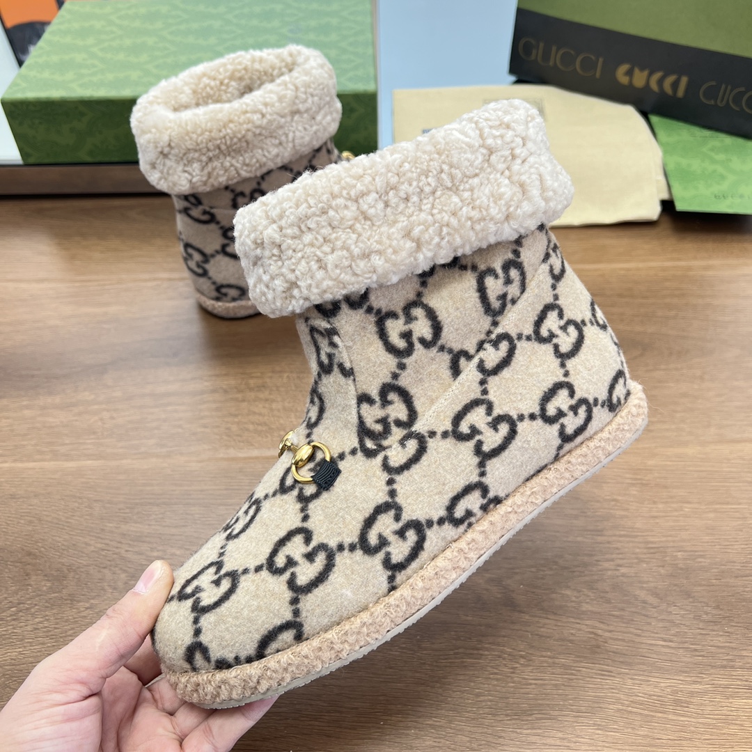 雪地靴 36-42サイズ対応 防寒性抜群