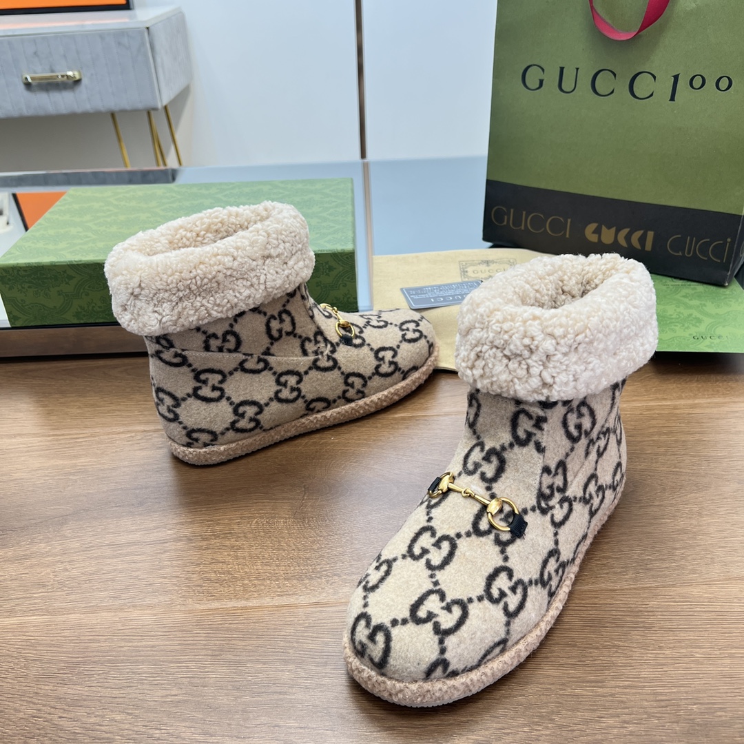 雪地靴 36-42サイズ対応 防寒性抜群