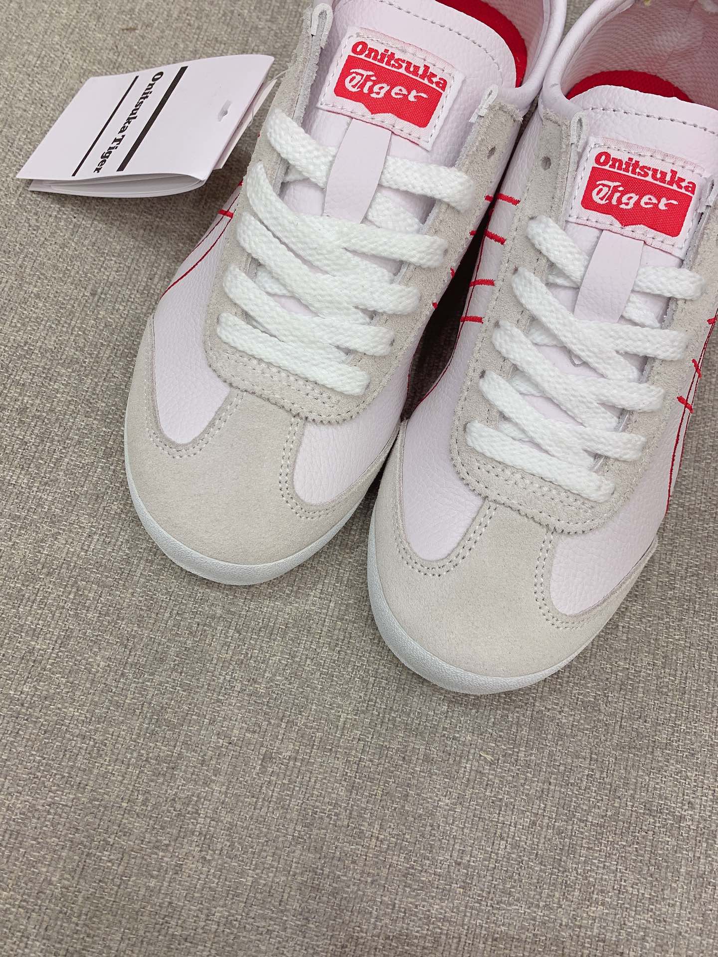 New Onitsuka Tiger Recreational Sneakers for Couples, Age 36-44, with Negative Impact - 图片 5