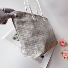 ❤️❤️❤️【GUCCI古驰】Artois 购物袋/小号拉链款 Goyard Artois极致简洁又不失 ❤️❤️❤️【GUCCI古驰】Artois 购物袋/小号拉链款 Goyard Artois极致简洁又不失