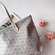 ❤️❤️❤️【GUCCI古驰】Artois 购物袋/小号拉链款 Goyard Artois极致简洁又不失 ❤️❤️❤️【GUCCI古驰】Artois 购物袋/小号拉链款 Goyard Artois极致简洁又不失