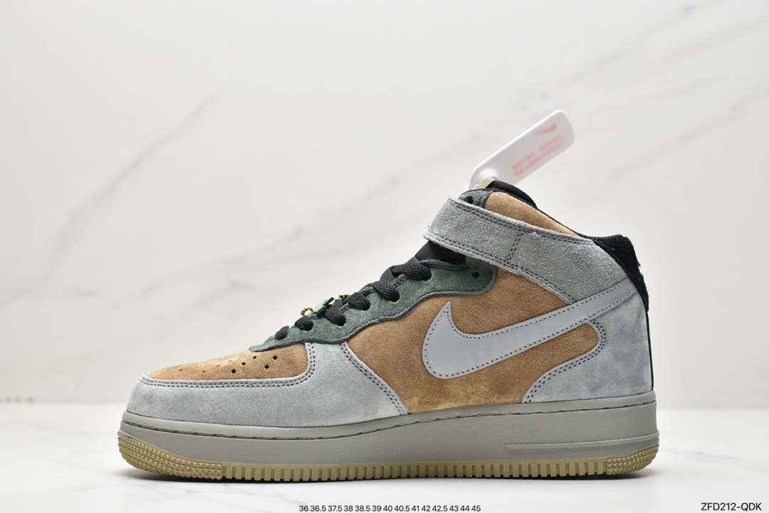 280 Nike Air Force 1 ’07 “Christmas” 空军一号中帮CQ5059-118