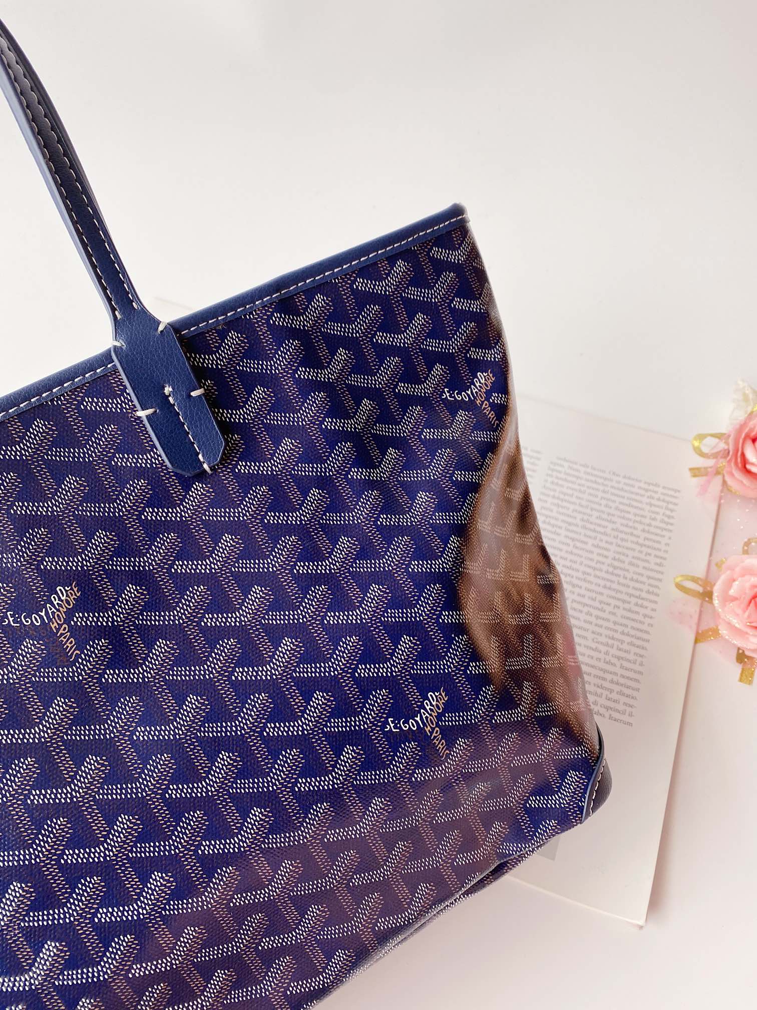 ❤️❤️❤️【GUCCI古驰】Artois 购物袋/小号拉链款 Goyard Artois极致简洁又不失