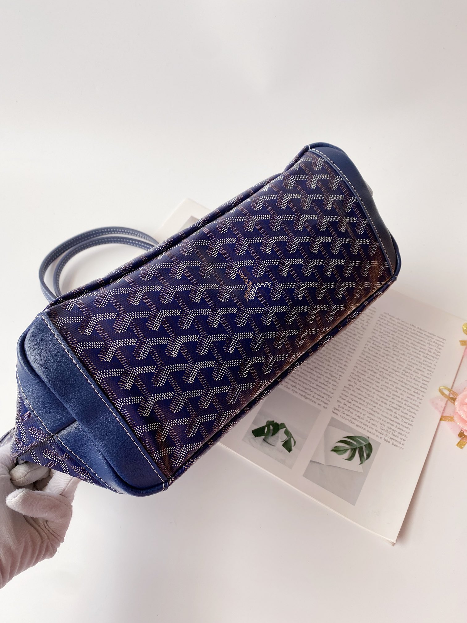 ❤️❤️❤️【GUCCI古驰】Artois 购物袋/小号拉链款 Goyard Artois极致简洁又不失