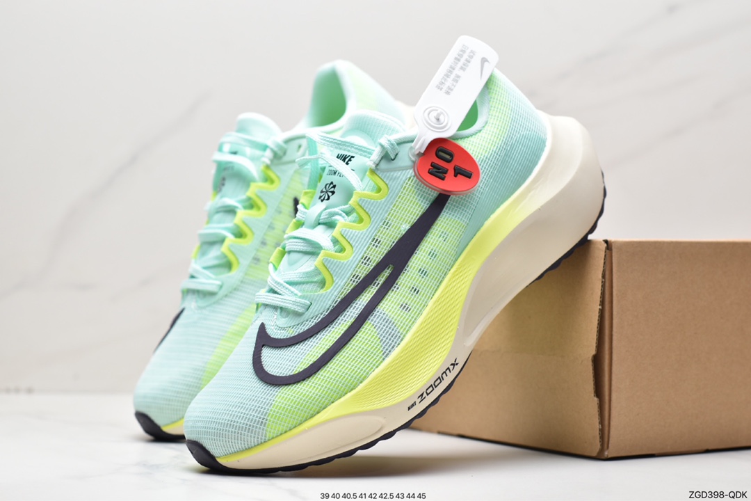 290 纯原Nk Zoom Fly 5超轻跑步鞋 REACT 泡棉搭配碳纤维板 DM8968-300