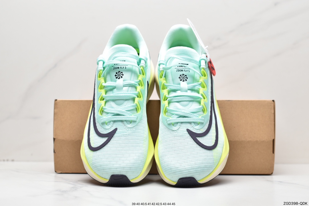 290 纯原Nk Zoom Fly 5超轻跑步鞋 REACT 泡棉搭配碳纤维板 DM8968-300