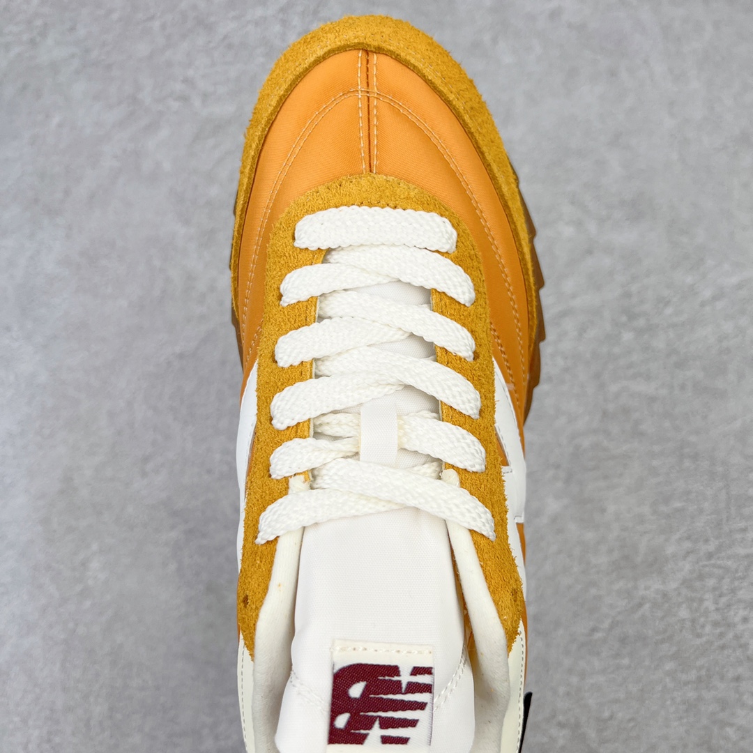 New Balance RC30