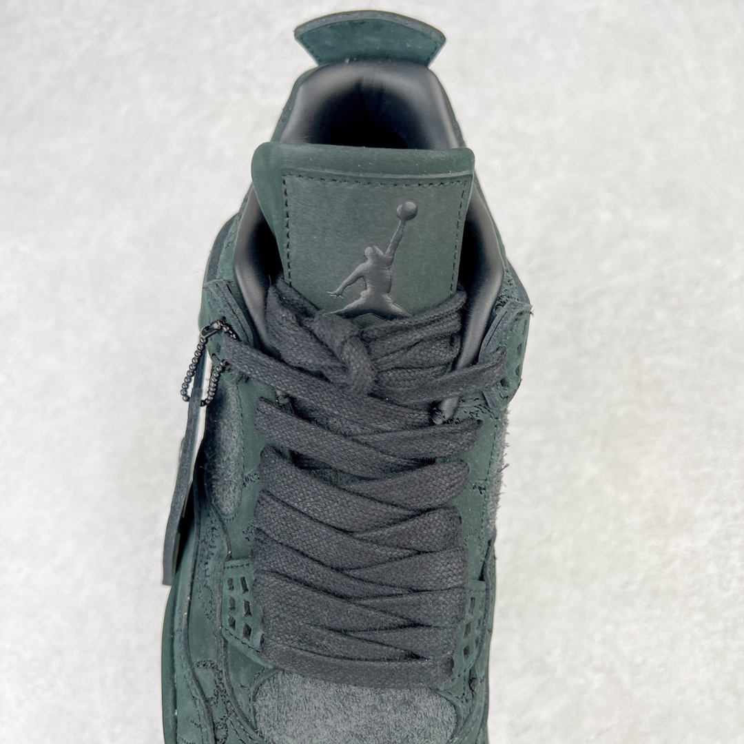 图片[5]-💰440 ＃PB KAWS x Air Jordan AJ4 \”Black\” 涂鸦联名纯黑 930155-001 翻水经典 历史细节最优 完美出货纯原市场最高工艺复刻 无色差修正 夜光大底调试 涂鸦、色卡与原版基本零差距 原厂麂皮定制 高密度原厂电绣鞋面涂鸦 原盒原配 独家配原鞋拆解开发#原楦原纸板开发 全市场最纯正四代版型 原底真实气垫 回弹反馈充足 完美鞋楦打造 市面最高工艺一切细节如图实拍 所见所得 原装头层皮冲裁 Size：40 40.5 41 42 42.5 43 44 44.5 45 46 47.5 编码：by5936010-运动鞋