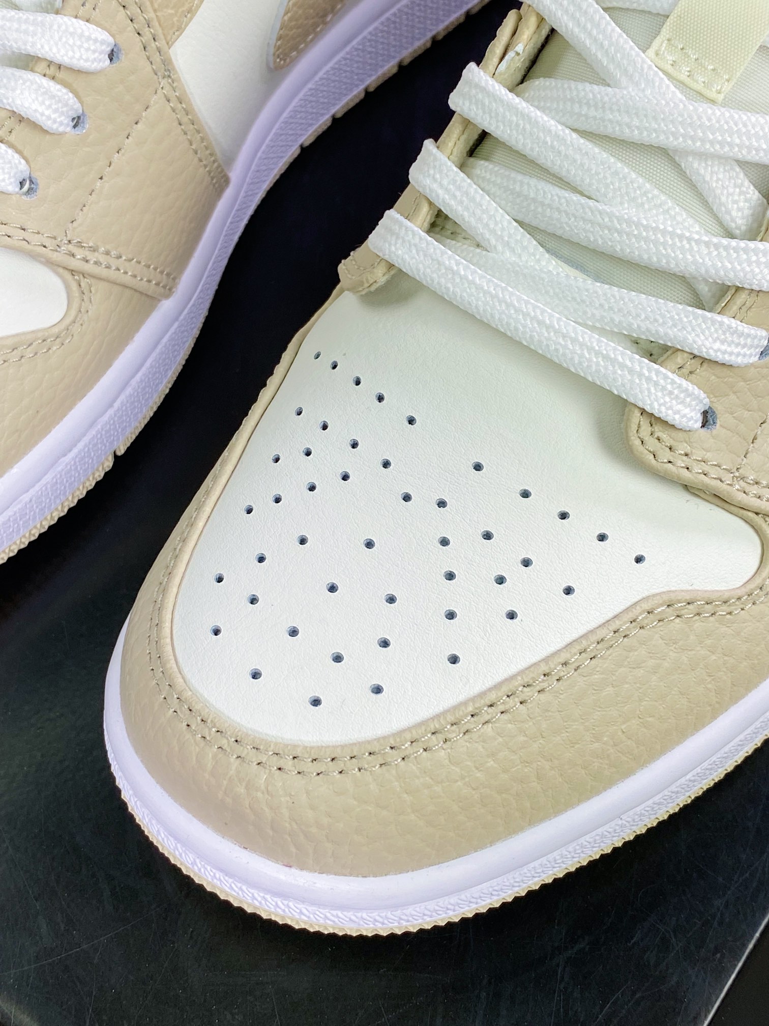 220 Air Jordan 1 Low SE"Heavy Tan Leather"AJ1乔丹一代低帮FB7168-121