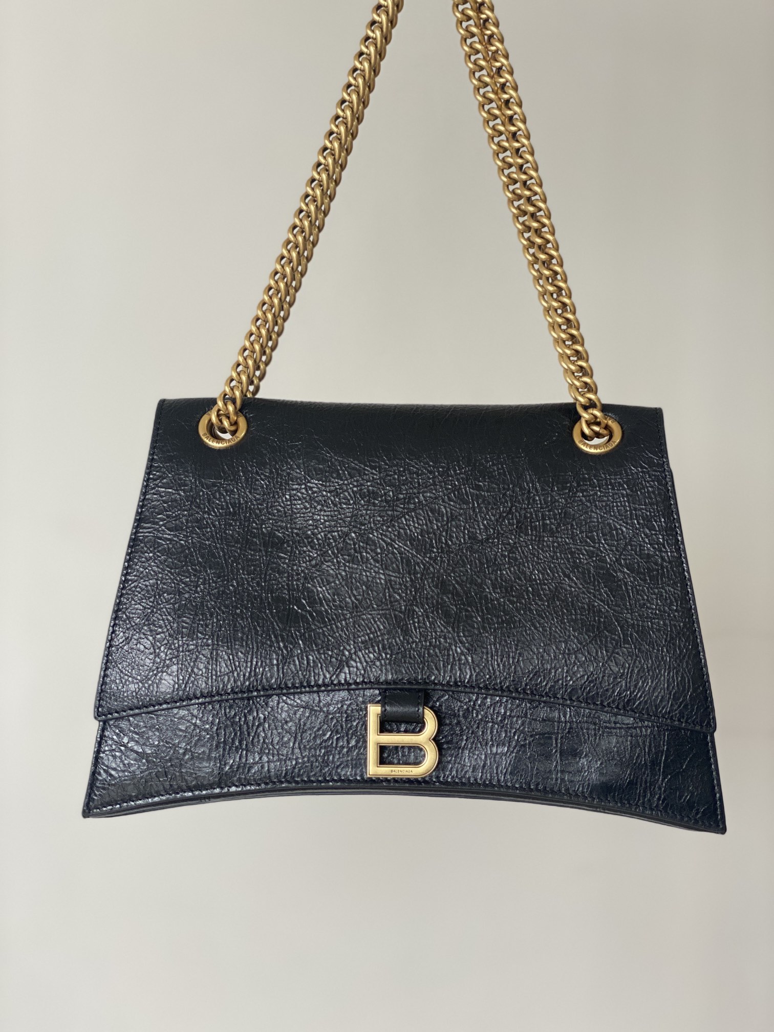 High Quality Replica
 Balenciaga Hourglass Bags Black Red Cowhide Fetal Chains