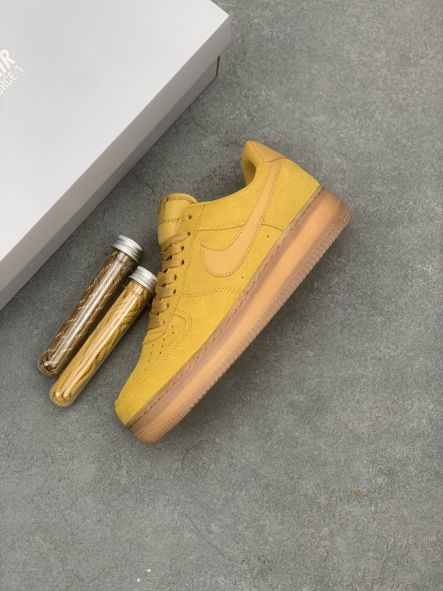 Nike Air Force 1 Low '07 Wheat/Flax: Classic Style, Premium Comfort Sneakers 8 i1670144782 7918 6