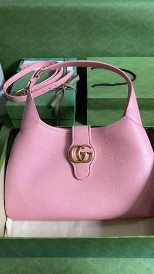 Gucci AAAA Crossbody & Shoulder Bags Pink
