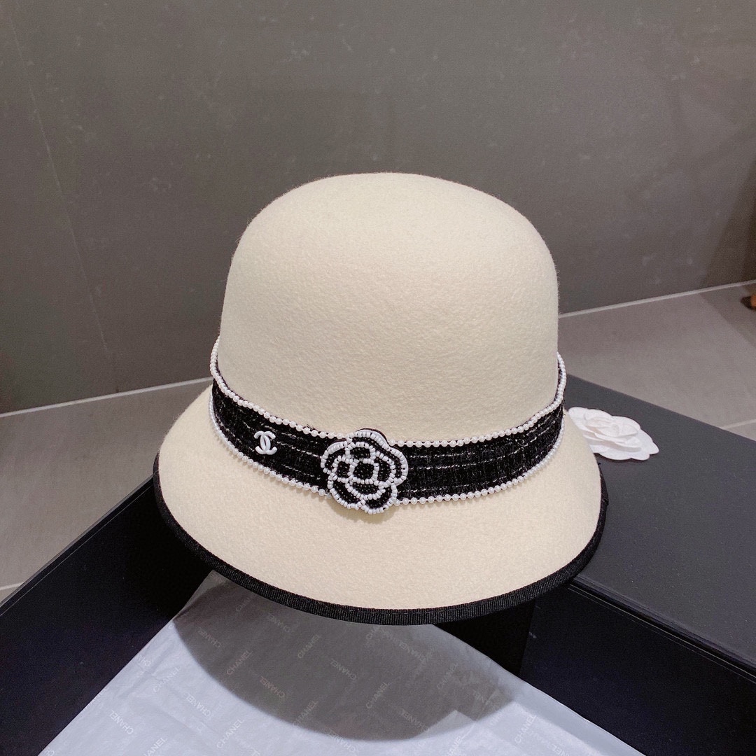 Chanel Hats Bucket Hat Straw Hat White Wool Fall/Winter Collection
