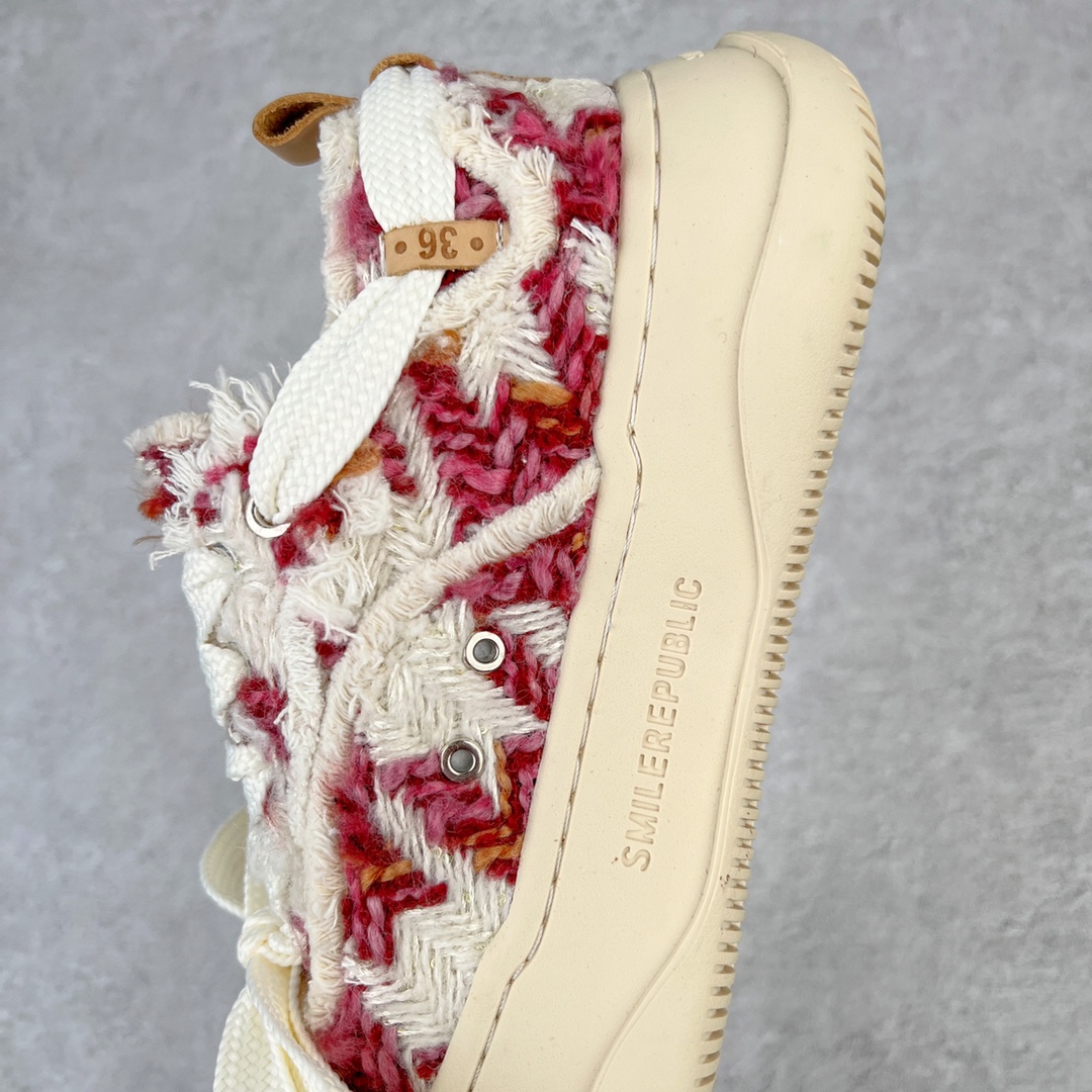 图片[7]-＃开春福利 SMILEREPUBLIC檀健次同款经典新款起司猫低帮开口笑厚底帆布鞋 新晋街头鞋履品牌SMILEREPUBLIC Canvas 系列 以 SMILE 为灵感来源 捕捉潮流 主打柔软的帆布设计 有裁切的羊毛流苏与独特编织技艺 超软水染牛皮内里 注塑成型鞋垫 4cm厘米外增高效果橡胶鞋底 尺码：35 36 37 38 39 40 41 42 43 44-选品中心