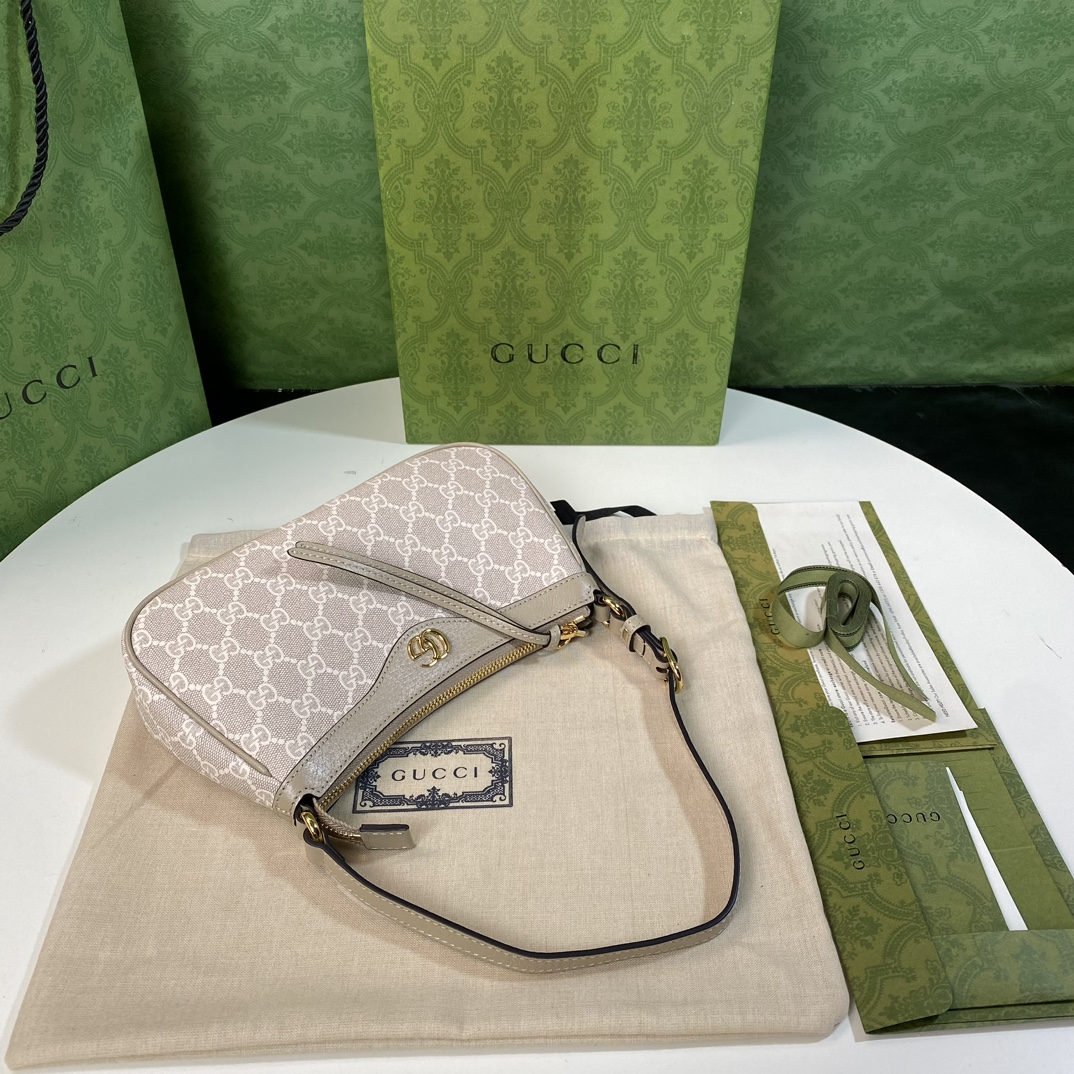 Gucci 735145 Beige GG canvas 25x15x6 5cm shoulder everyday