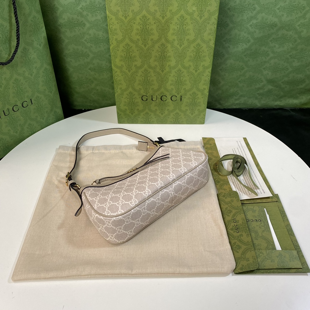 Gucci 735145 Beige GG canvas 25x15x6 5cm shoulder everyday