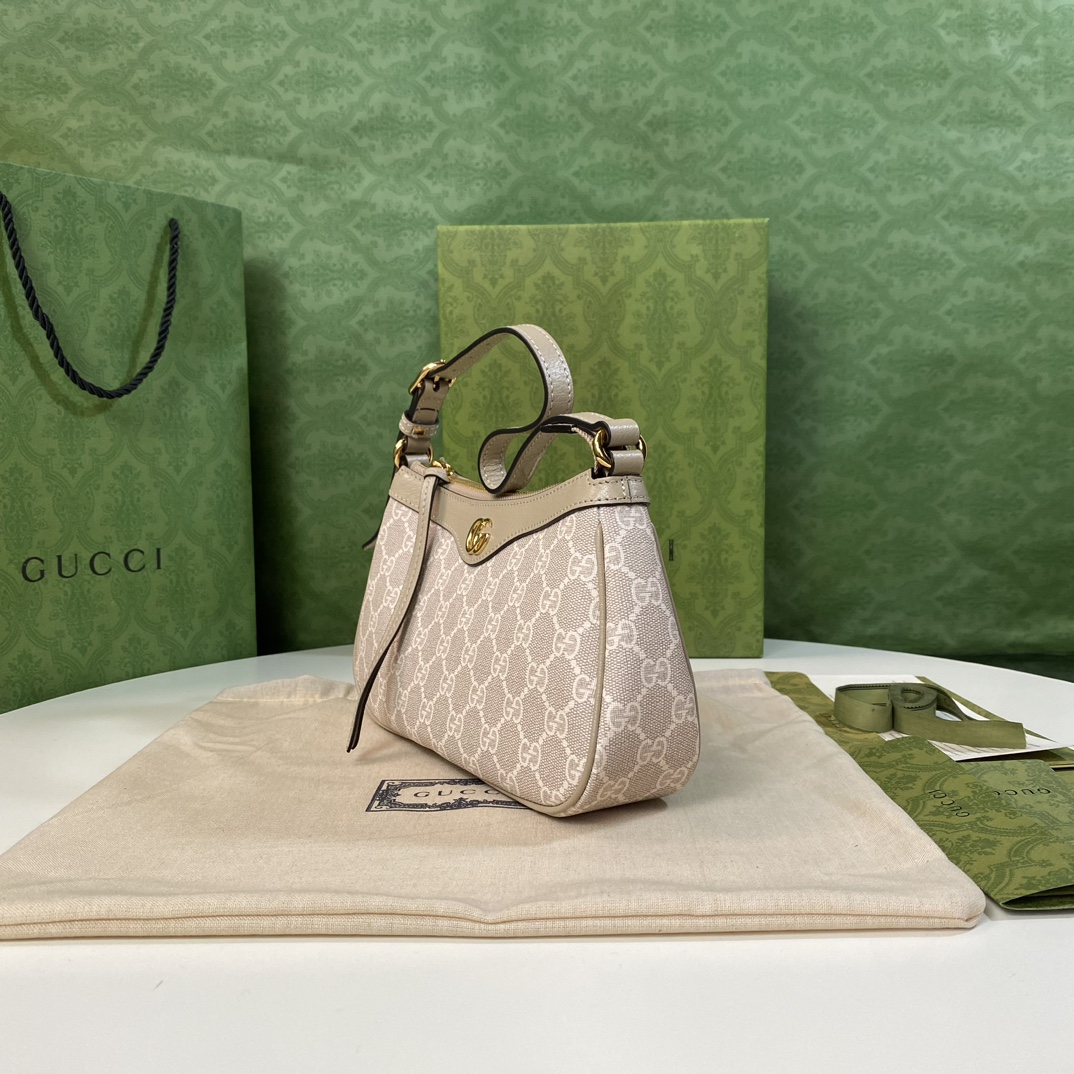 Gucci 735145 Beige GG canvas 25x15x6 5cm shoulder everyday
