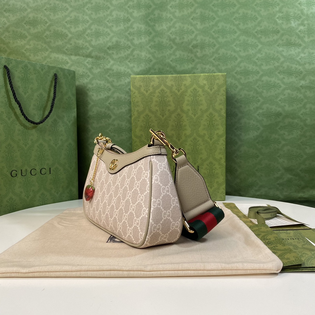 Gucci 735132 Beige GG Canvas W25xH15 5xD6cm shoulder everyday