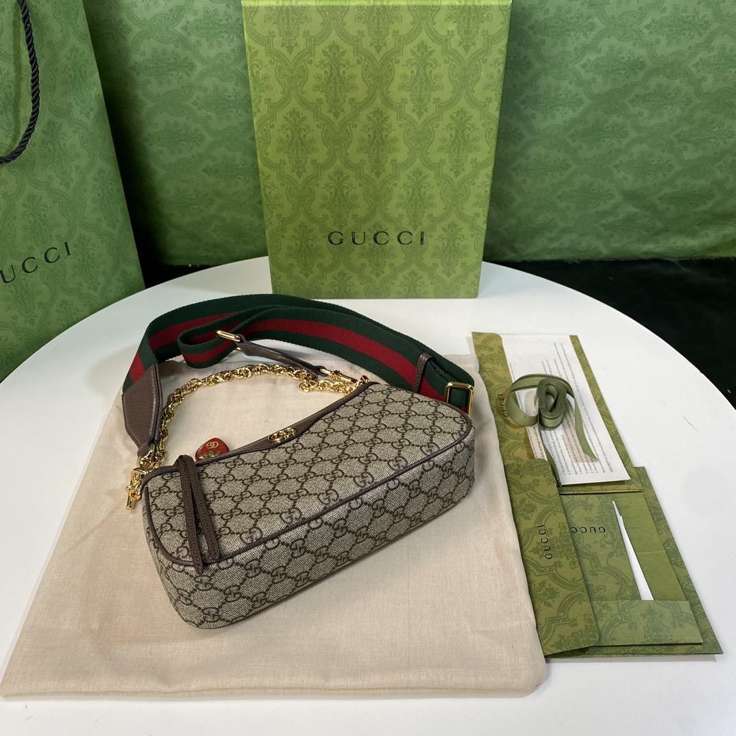 Gucci 735132 Beige Ebony GG Supreme 25x15 5x6cm shoulder everyday