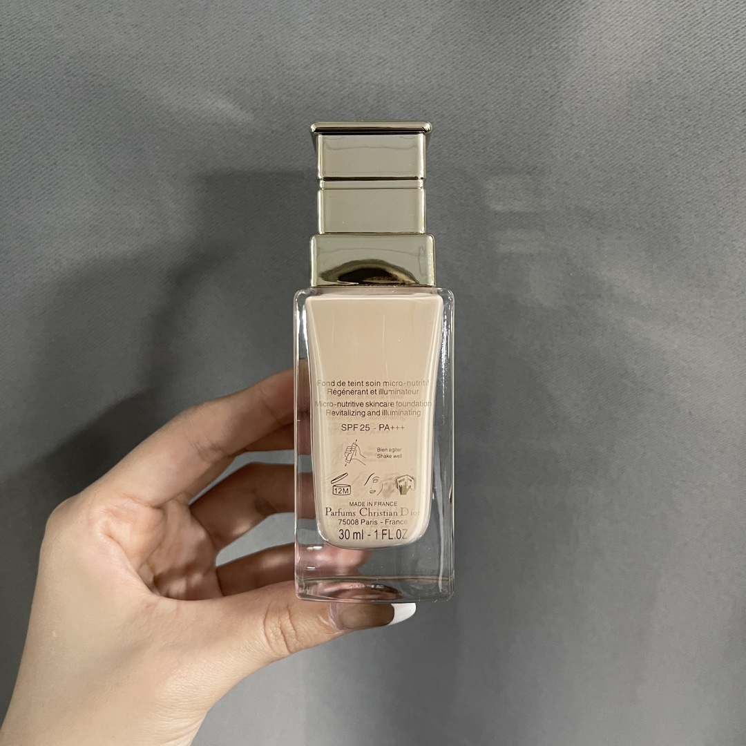 Dior迪奥花蜜精华粉底液30ml 7