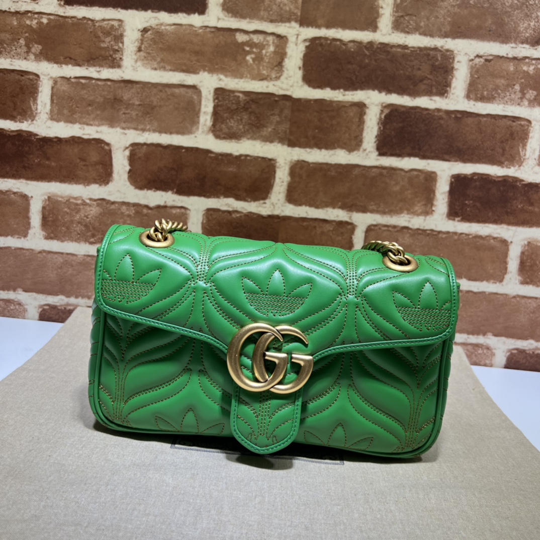 NO:199436,The quality of the counter, top-quality original goods, real-life photos!  Model number 443497 green co-branded model size 26x height 15x side width 7, shipped!  Batch, GUCCI [original skin], gucci19860909专柜品质,顶级原单货,实物实拍！款号443497绿色联名款尺寸宽26x高15x侧宽7,出货了！批,GUCCI【原厂皮】,gucci,Bag