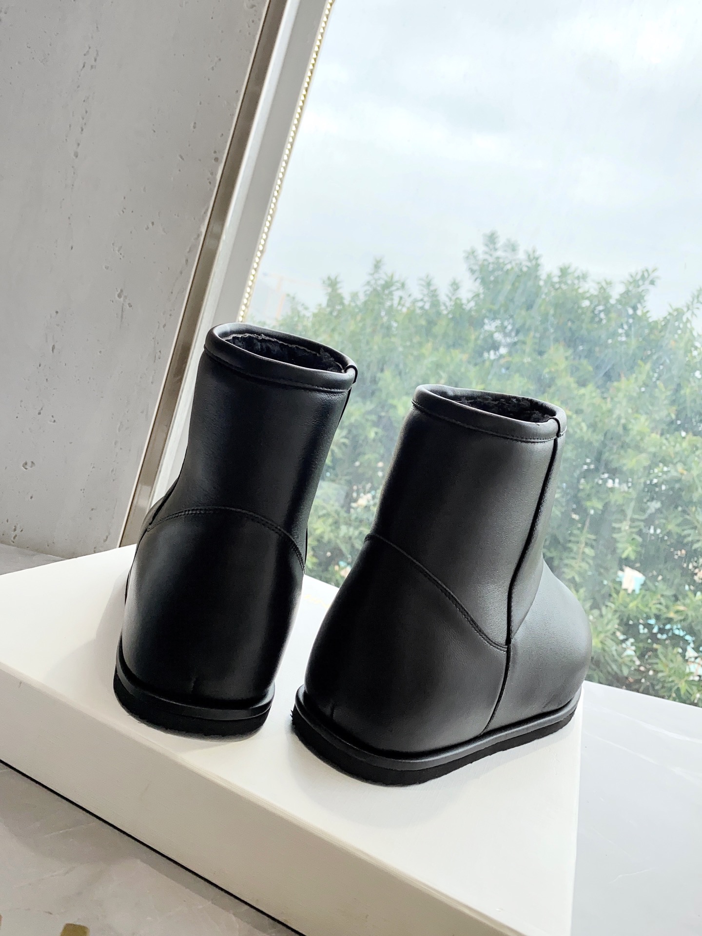 “Top-level Amina Muaddi: Extremely Hot, Super-High Heels on Instagram” - 图片 6