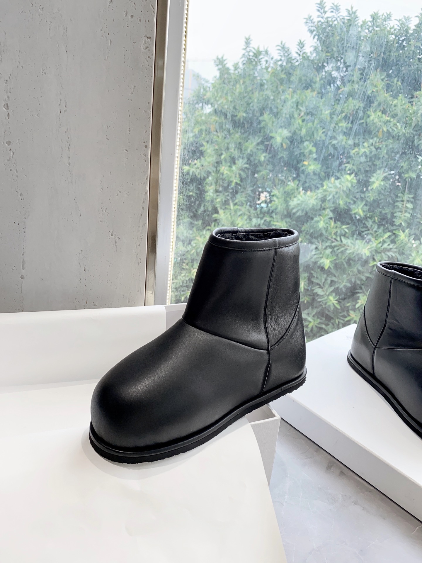 “Top-level Amina Muaddi: Extremely Hot, Super-High Heels on Instagram” - 图片 9