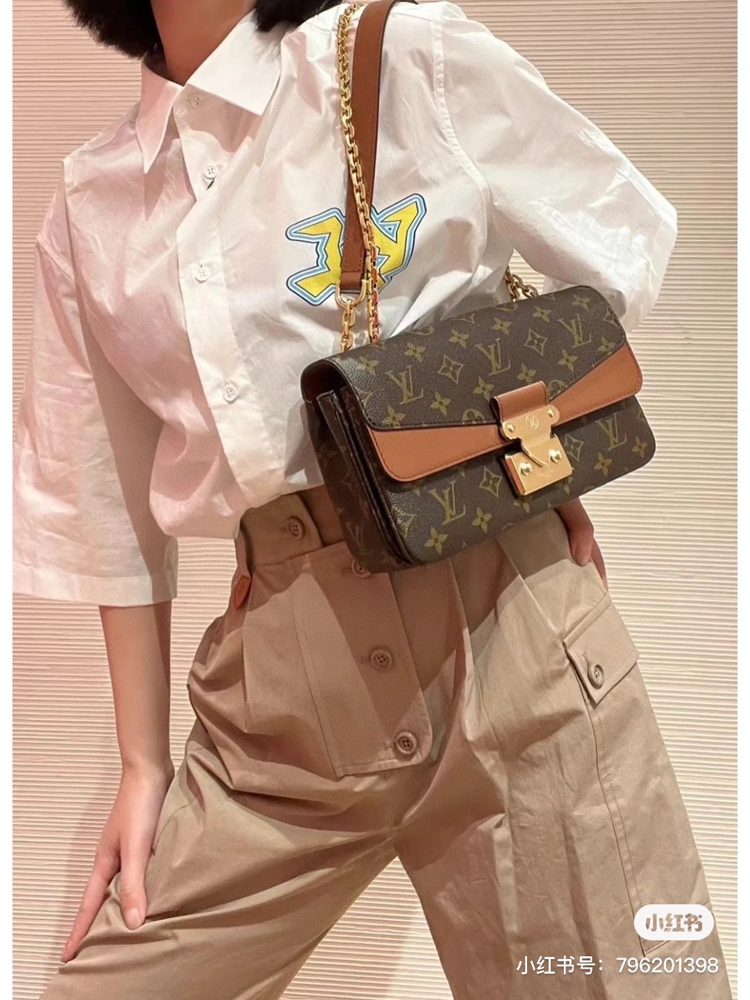 M46127 · Detailed Real Photos. - Bag 2