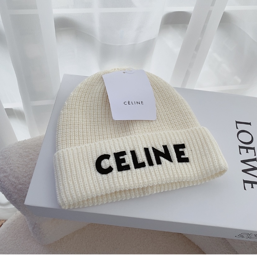 Celine Hats Knitted Hat Unisex Wool Fall/Winter Collection