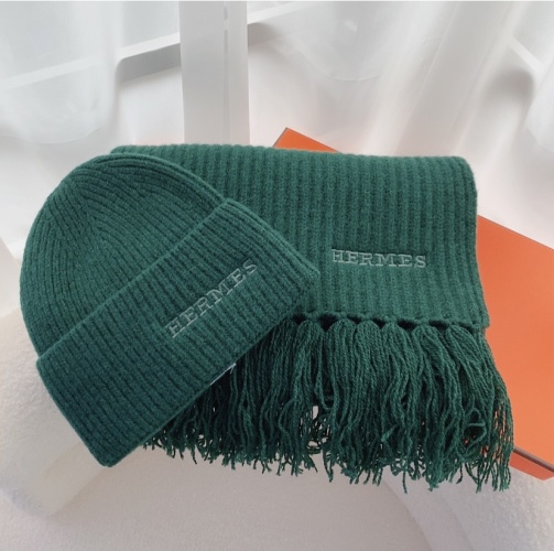 Hermes Winter Cashmere Hat and Scarf Set - Unisex Design, Warm and Stylish 1 Hermes Winter Cashmere Hat and Scarf Set - Unisex Design, Warm and Stylish