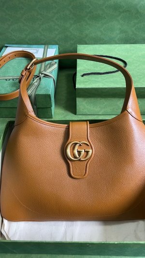 Wholesale Gucci Crossbody & Shoulder Bags Brown
