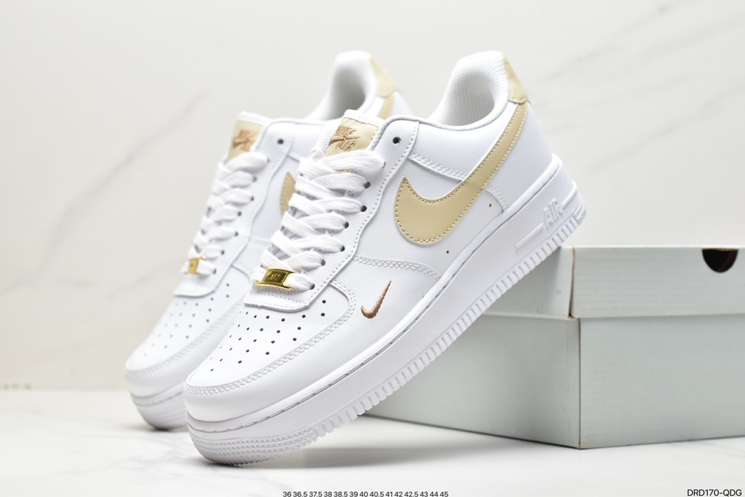 110 耐克Nike Air Force 1 Low 空军一号低帮百搭休闲运动板鞋CZ0270-106