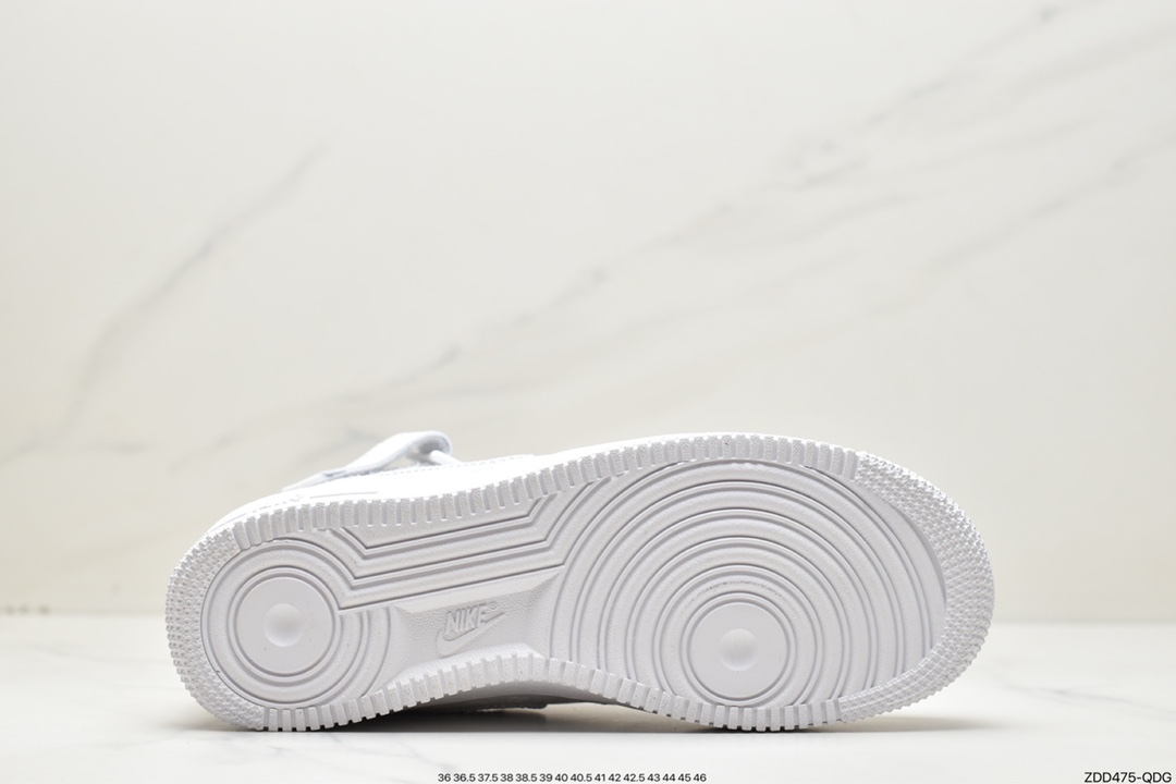 230 路易斯威登Louis Vuitton 联名创意定制 LV x Nike Air Force 1 Mid LV印花CQ2319-100
