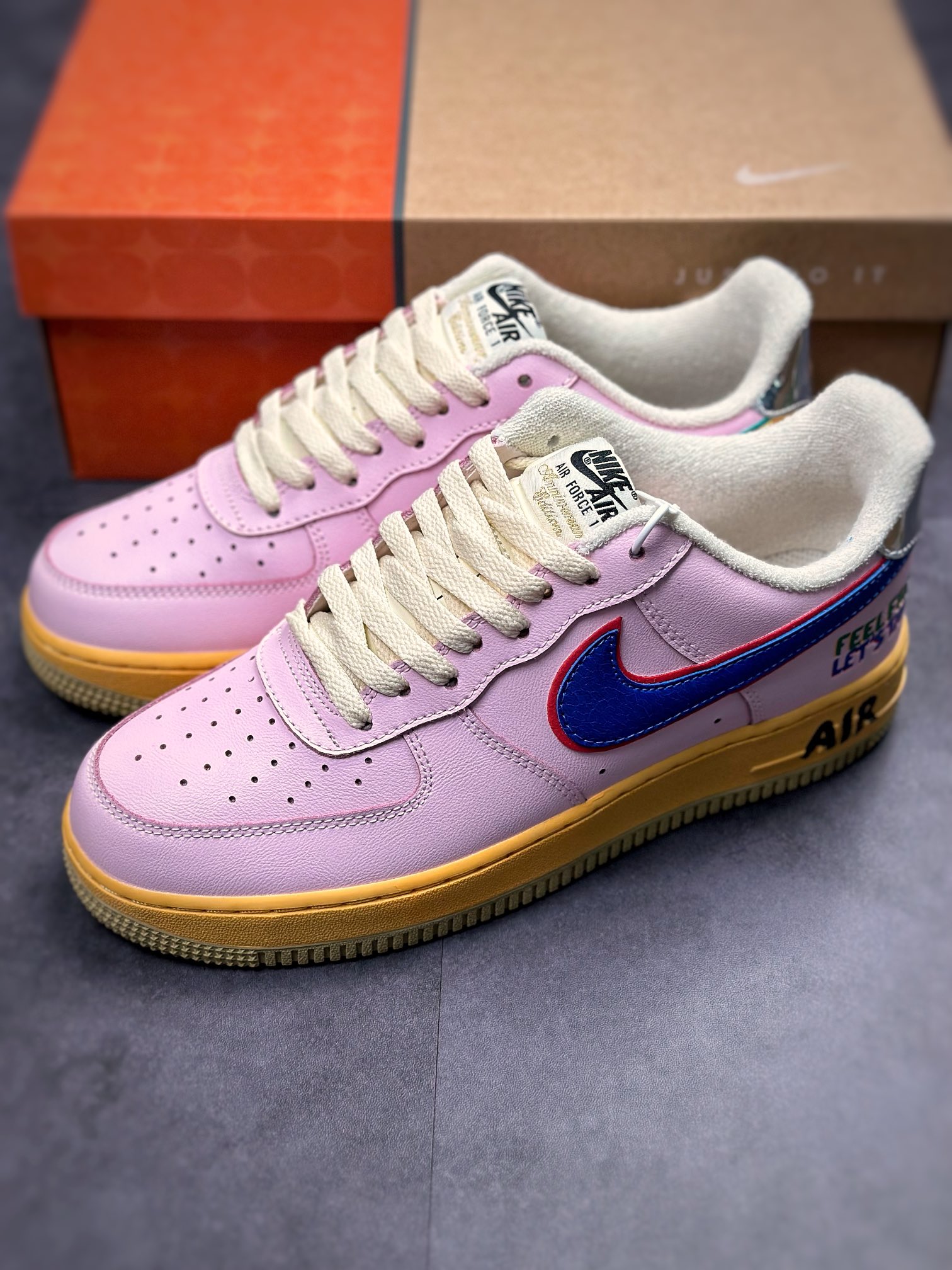 210 Nike Air Force 1 Low 07 粉色鸳鸯钩DX2667-600