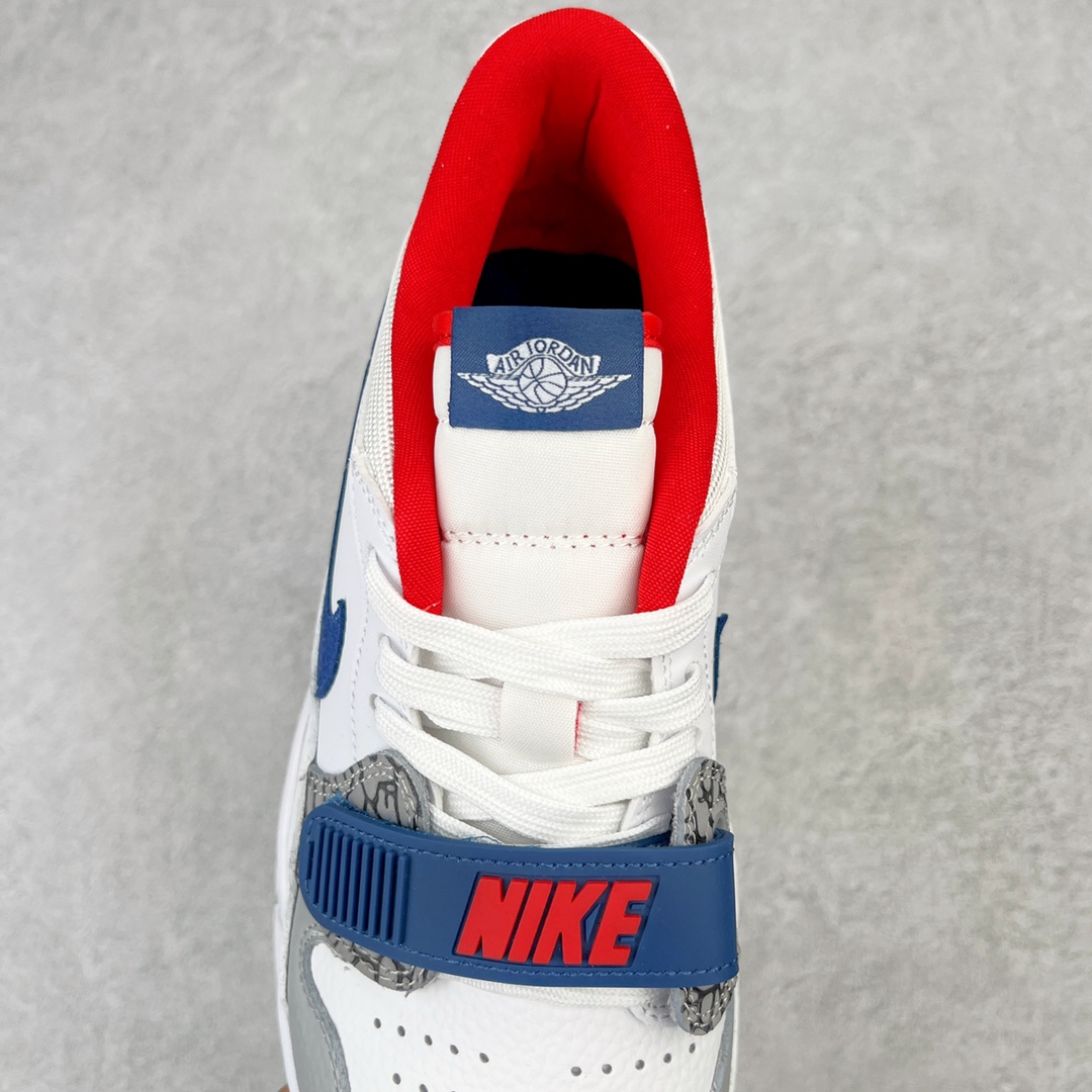 图片[5]-💰220 ＃KZ神版 Air Jordan Legacy AJ312 Low 低帮复古篮球鞋 白蓝红 CD7069-104 市场最强独一档产物 全套原纸板楦头开发 原厂大底磨具加持立体防滑纹理 原档数据后跟TPU子母扣魔术贴 原装可视Air Sole气垫 原汁原味最完美的312代版型 唯一正确鞋头趴度弧度高度鞋身腰线 进口港宝加持 后跟自然饱满 全鞋荧光划线卡点 追求极致完美 每一双都是工艺品 多重QC质检 超越公司货的品控标准 实实在在的免检产品 鞋身采用了皮革材质打造 横跨鞋面的魔术贴十分吸睛 侧面的Swoosh Logo的一部分被鞋面遮挡了一部分 颇具玩味 魔术贴上标有NK标识 而鞋舌上是Jordan的经典红色飞翼Logo 后跟和鞋底均采用了AJ3的设计 后跟上同样也使用了经典的爆裂纹图案 SIZE：36 36.5 37.5 38 38.5 39 40 40.5 41 42 42.5 43 44 44.5 45 46 47.5 编码：by2936090-运动鞋