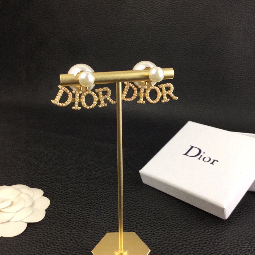 Dior迪奥JADIOR系列CD字母